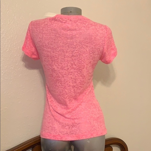 WOMEN’S UNDER ARMOUR NEVER QUIT LOOSE FIT WASHED OUT BURNT OUT TSHIRT SIZE MED - Picture 6 of 7
